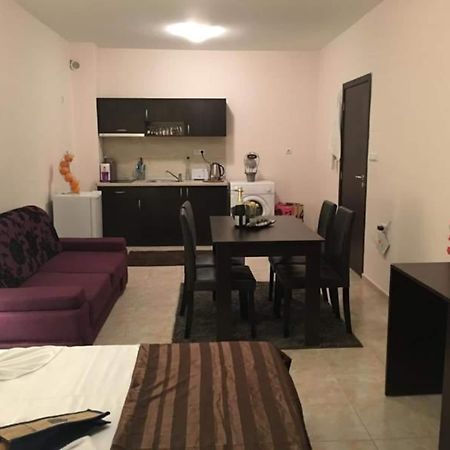 Appartamento Arizona Del Mar Pomorie Esterno foto