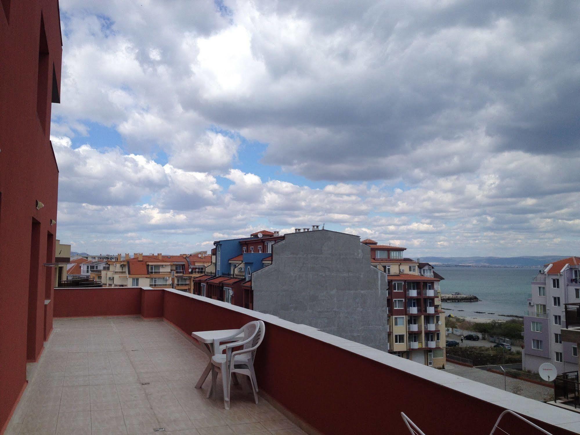 Appartamento Arizona Del Mar Pomorie Esterno foto