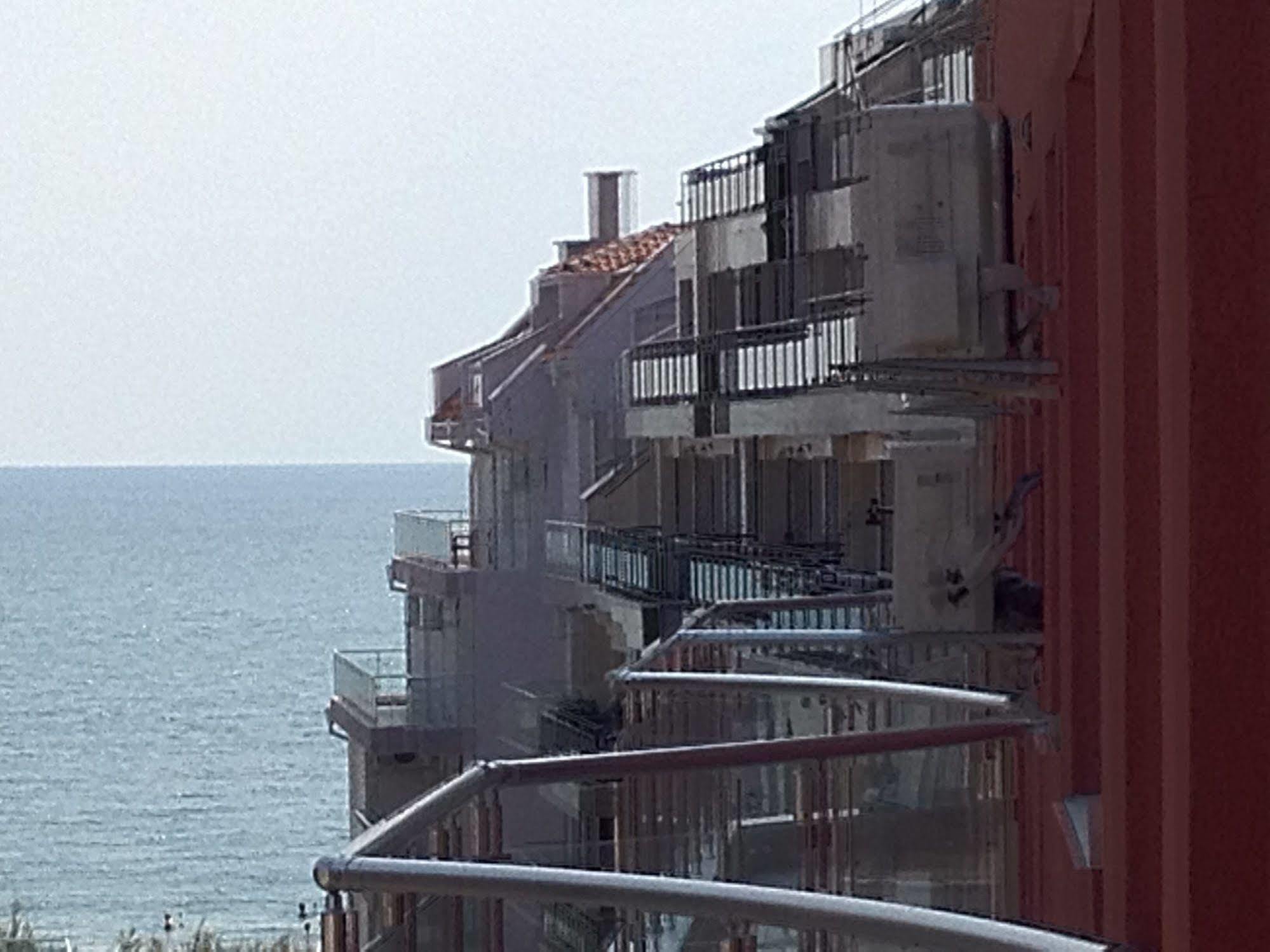 Appartamento Arizona Del Mar Pomorie Esterno foto